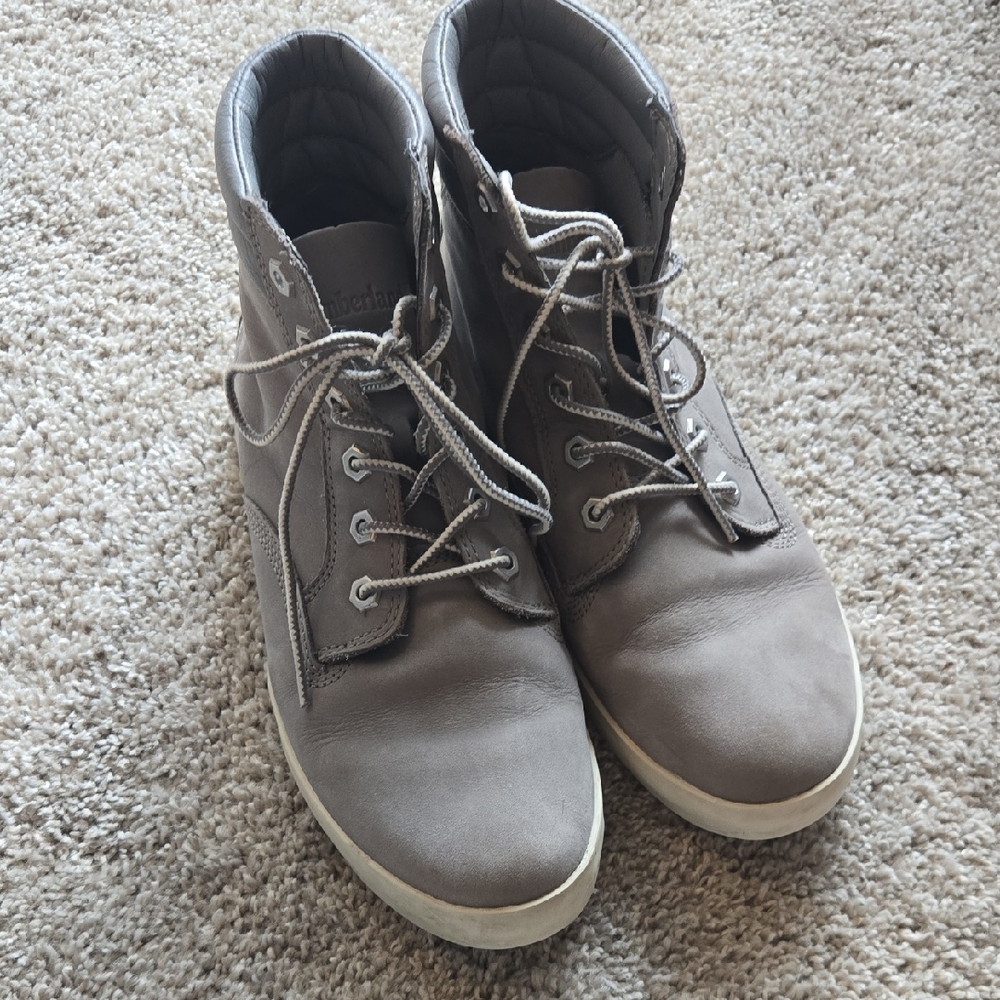 Timberland Grey Leather High-Top Boots Classic Normcore Minimalist | 8.5